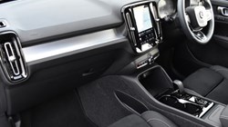 2025 (75) VOLVO XC40 2.0 B3P Plus Black Edition 5dr Auto 5141691