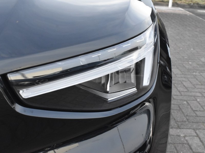 2025 (75) VOLVO XC40 2.0 B3P Plus Black Edition 5dr Auto 5141710