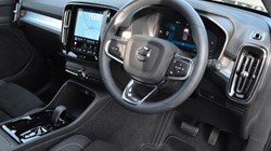 2025 (75) VOLVO XC40 2.0 B3P Plus Black Edition 5dr Auto 5141681