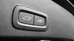 2025 (75) VOLVO XC40 2.0 B3P Plus Black Edition 5dr Auto 5141698