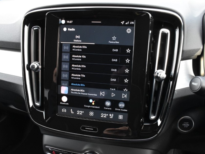 2025 (75) VOLVO XC40 2.0 B3P Plus Black Edition 5dr Auto 5141671