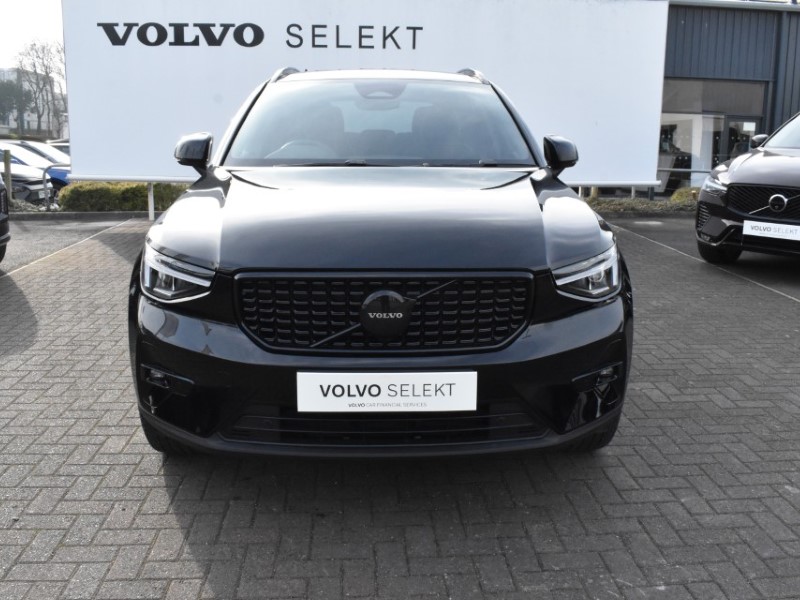 2025 (75) VOLVO XC40 2.0 B3P Plus Black Edition 5dr Auto 5141593