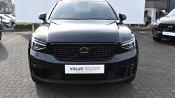 2025 (75) VOLVO XC40 2.0 B3P Plus Black Edition 5dr Auto 5141593