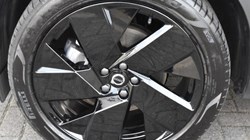 2025 (75) VOLVO XC40 2.0 B3P Plus Black Edition 5dr Auto 5141700