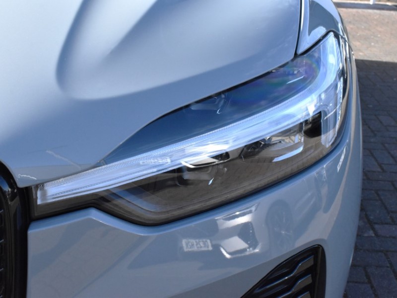 2025 (75) VOLVO XC60 2.0 B5P Plus Dark 5dr AWD Geartronic 5186462