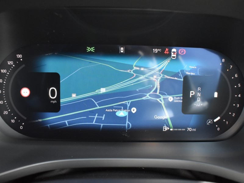 2025 (75) VOLVO XC60 2.0 B5P Plus Dark 5dr AWD Geartronic 5186424