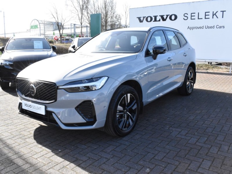 2025 (75) VOLVO XC60 2.0 B5P Plus Dark 5dr AWD Geartronic 5186410