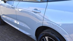 2025 (75) VOLVO XC60 2.0 B5P Plus Dark 5dr AWD Geartronic 5186455