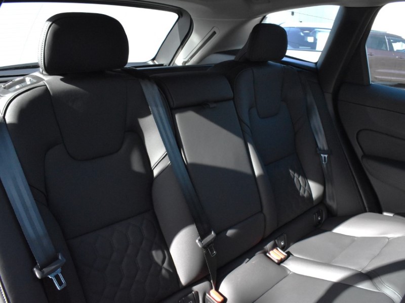 2025 (75) VOLVO XC60 2.0 B5P Plus Dark 5dr AWD Geartronic 5186436