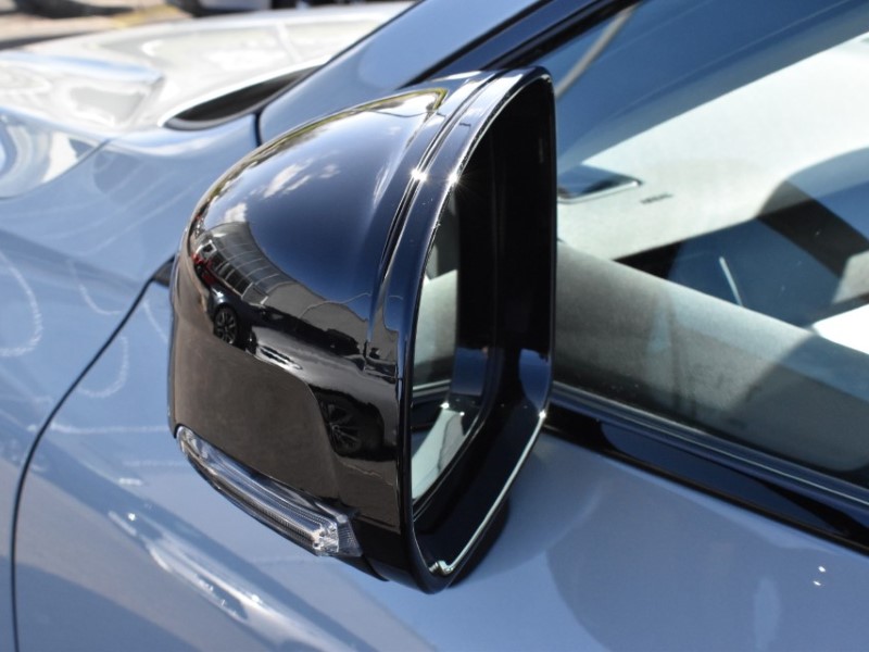 2025 (75) VOLVO XC60 2.0 B5P Plus Dark 5dr AWD Geartronic 5186453