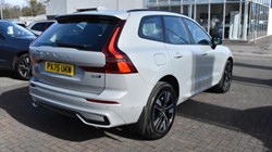 2025 (75) VOLVO XC60 2.0 B5P Plus Dark 5dr AWD Geartronic 5186413