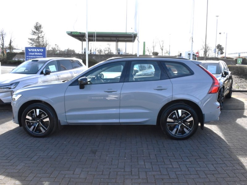2025 (75) VOLVO XC60 2.0 B5P Plus Dark 5dr AWD Geartronic 5186415