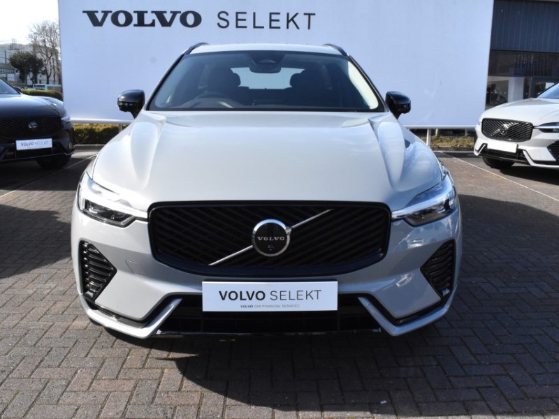 2025 (75) VOLVO XC60 2.0 B5P Plus Dark 5dr AWD Geartronic 5186409