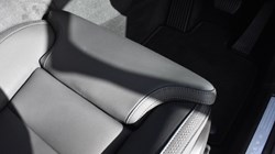 2025 (75) VOLVO XC60 2.0 B5P Plus Dark 5dr AWD Geartronic 5186430