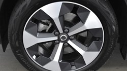 2024 (74) VOLVO XC40 2.0 B3P Plus Dark 5dr Auto 4564066