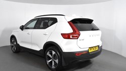 2024 (74) VOLVO XC40 2.0 B3P Plus Dark 5dr Auto 4564027