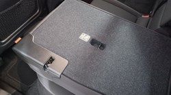 2024 (74) VOLVO XC40 2.0 B3P Plus Dark 5dr Auto 4564040