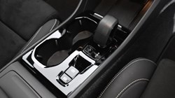 2024 (74) VOLVO XC40 2.0 B3P Plus Dark 5dr Auto 4564057