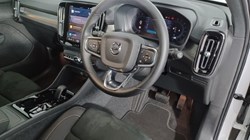 2024 (74) VOLVO XC40 2.0 B3P Plus Dark 5dr Auto 4564028