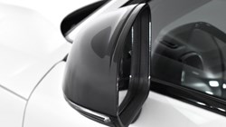 2024 (74) VOLVO XC40 2.0 B3P Plus Dark 5dr Auto 4564065