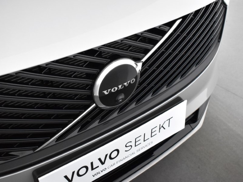 2025 (25) VOLVO XC90 2.0 T8 [455] RC PHEV Plus Dark 5dr AWD Geartronic 4730573