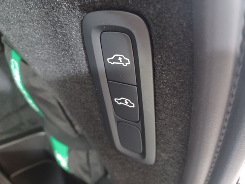 2025 (25) VOLVO XC90 2.0 T8 [455] RC PHEV Plus Dark 5dr AWD Geartronic 4730493