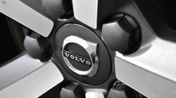 2022 (72) VOLVO XC40 2.0 B4P Ultimate Dark 5dr Auto 4597727