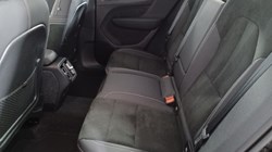 2022 (72) VOLVO XC40 2.0 B4P Ultimate Dark 5dr Auto 4597602