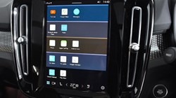 2022 (72) VOLVO XC40 2.0 B4P Ultimate Dark 5dr Auto 4597706