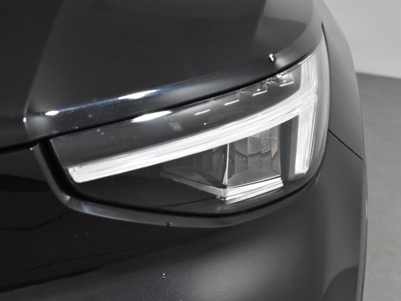 2024 (24) VOLVO XC40 2.0 B4P Plus Dark 5dr Auto 4588924