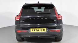 2024 (24) VOLVO XC40 2.0 B4P Plus Dark 5dr Auto 4588914