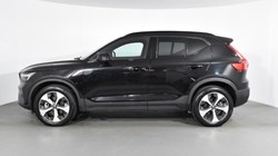2024 (24) VOLVO XC40 2.0 B4P Plus Dark 5dr Auto 4588880