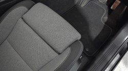 2024 (24) VOLVO XC40 2.0 B4P Plus Dark 5dr Auto 4588911