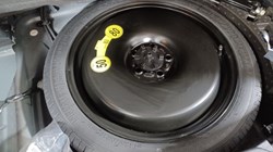 2024 (24) VOLVO XC40 2.0 B4P Plus Dark 5dr Auto 4588896