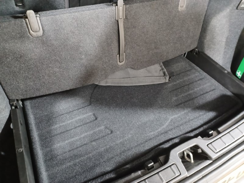 2024 (24) VOLVO XC40 2.0 B4P Plus Dark 5dr Auto 4588895