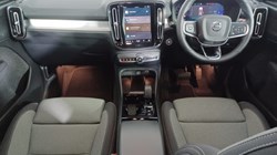 2024 (24) VOLVO XC40 2.0 B4P Plus Dark 5dr Auto 4588888