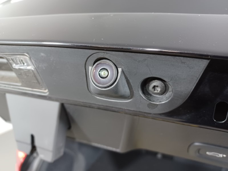 2024 (24) VOLVO XC40 2.0 B4P Plus Dark 5dr Auto 4588898