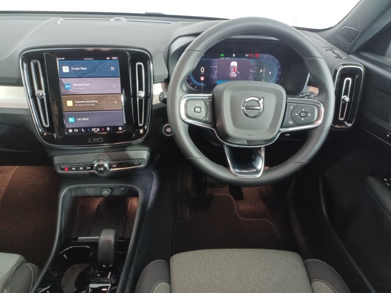 2024 (24) VOLVO XC40 2.0 B4P Plus Dark 5dr Auto 4588887