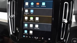 2024 (24) VOLVO XC40 2.0 B4P Plus Dark 5dr Auto 4588903