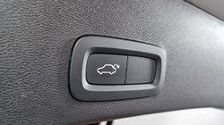 2025 (25) VOLVO XC40 2.0 B3P Core 5dr Auto 4616584