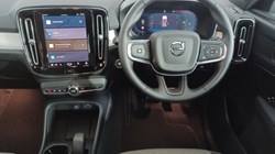 2025 (25) VOLVO XC40 2.0 B3P Core 5dr Auto 4616575