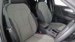 2025 (25) VOLVO XC40 2.0 B3P Core 5dr Auto 4616572