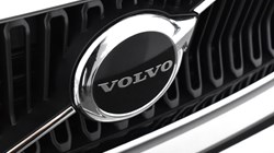 2025 (25) VOLVO XC40 2.0 B3P Core 5dr Auto 4616612