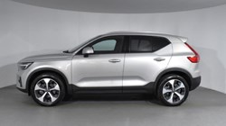 2025 (25) VOLVO XC40 2.0 B3P Core 5dr Auto 4616568