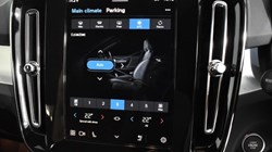 2025 (25) VOLVO XC40 2.0 B3P Core 5dr Auto 4616590