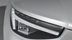 2025 (25) VOLVO XC40 2.0 B3P Core 5dr Auto 4616615