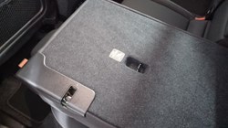 2024 (74) VOLVO XC40 2.0 B3P Plus Dark 5dr Auto 4612705