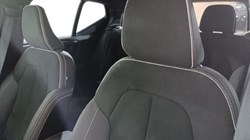 2024 (74) VOLVO XC40 2.0 B3P Plus Dark 5dr Auto 4612703