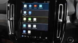 2024 (74) VOLVO XC40 2.0 B3P Plus Dark 5dr Auto 4612715