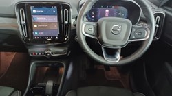 2024 (74) VOLVO XC40 2.0 B3P Plus Dark 5dr Auto 4612699